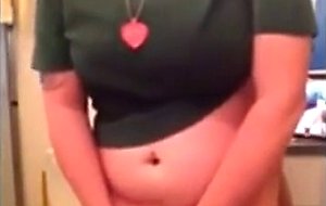 Thick amateur cums in restroom