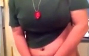 Thick amateur cums in restroom