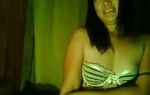 Filipino lyndee masturbating