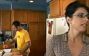 Married mom estrella desperately wants to fuck jordi 