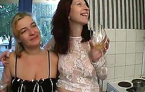 Milfs gangbanged