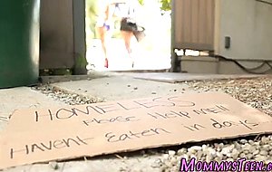Blonde teen gets licked