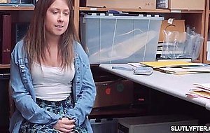 Officer gave teen suspect a beautifull facial