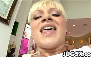 Busty lea lexis gets analized
