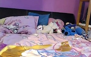 Redhead girl masturbates