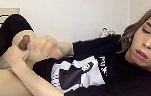 Cute asian trap plays with beautifull cock