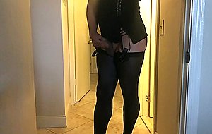 Amateur crossdresing masturbation