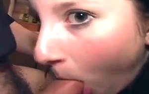 Jeune teen de 18ans pompe un vieux!