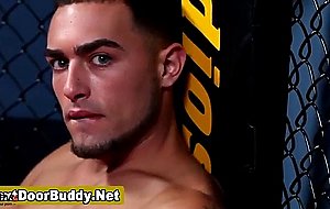 Amateur muscle jock solo cumshot
