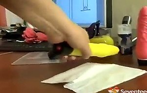 Desktop masturbation