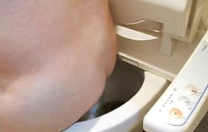 Josoukofujiko was enema in the washroom