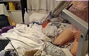 Amazing teen blonde girl fucking with sex machine 