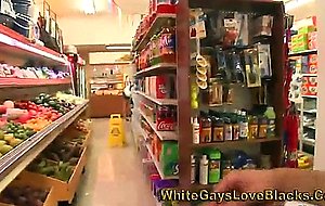Amateur whitey slams black ass