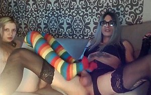 Cute goth trans and her gilfriend having fun 