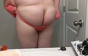 Nice plump booty on teen 