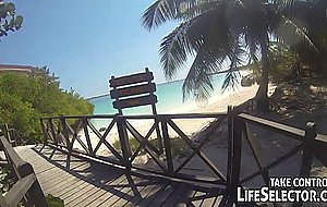 Vacation can be very hot, especially in cuba caliente