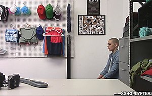 Paris sucked officers cock before releasing her