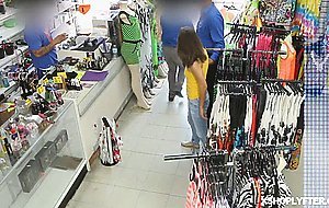 Paris sucked officers cock before releasing her