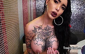 Guy bangs tattooed tranny butt