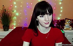 Amateur posing in bra on webcam
