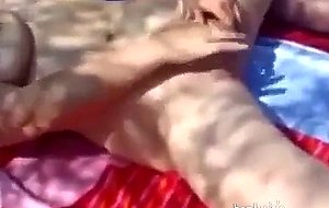 Ro mariana doritoare de banu si sex 