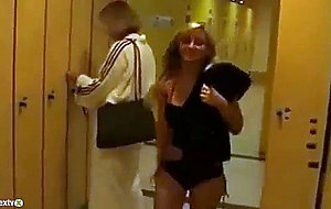 Amateurs in a public swimming bath