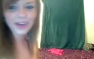 Hot lesbians show off amazing bodies