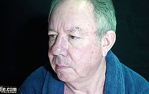 Horny teen learns how to swallow hd porno — pornoone ex 