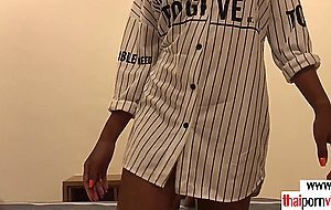 Amateur thai teen blows her boyfriends big hard cock