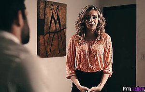 Horny boss drills his assistants juicy pussy