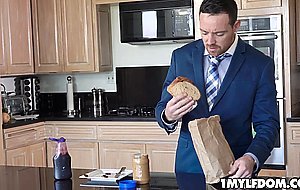 Hot sexy Milf Cassandra Cain bounce on top of the studs big cock