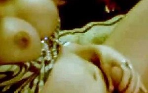 Busty Tslut jacks off on cam