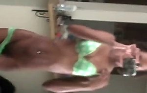 Ex girlfriend kiki shows her body