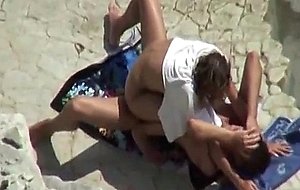 En la playita 004