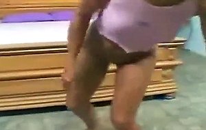 Hot milf gets her fuck on