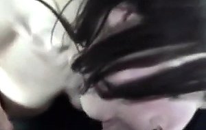 Amateur brunette girl gives beautifull bj 