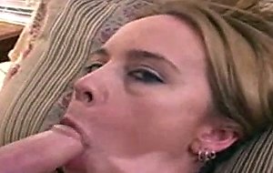 Little teen sucks so well