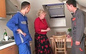 Old bitch enjoys two cocks and vibrator