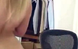 極端なハニー・スティッカム・ティーン・ブロンド - SEXTVX.COM