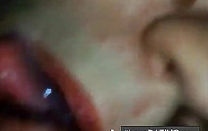Fica vogliosa sborrata in faccia