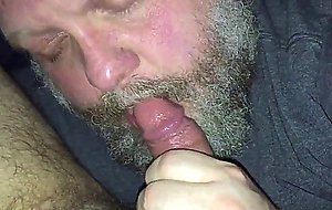 Big bear suckin my dick