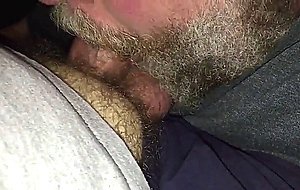 Big bear suckin my dick