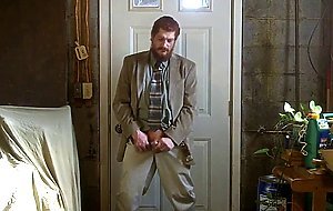 Str8 Israeli daddy jerk off in suit