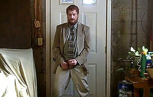 Str8 Israeli daddy jerk off in suit