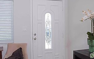 Miles gets horny from Biancas pussy smell