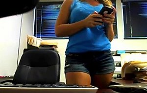 I'm walking naked in the office