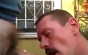 Daddy come y traga lefa de su novio