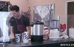 Cafe au milf, Justin Hunt, Isis Love