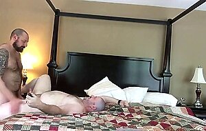 HAIRY BEARS GROUP FUCK
