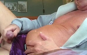 Amateur Norwegian Daddy Handjob